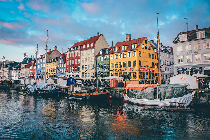 US Lawmakers Reassure Denmark on Greenland Tensions Amid Global Geopolitical Shifts