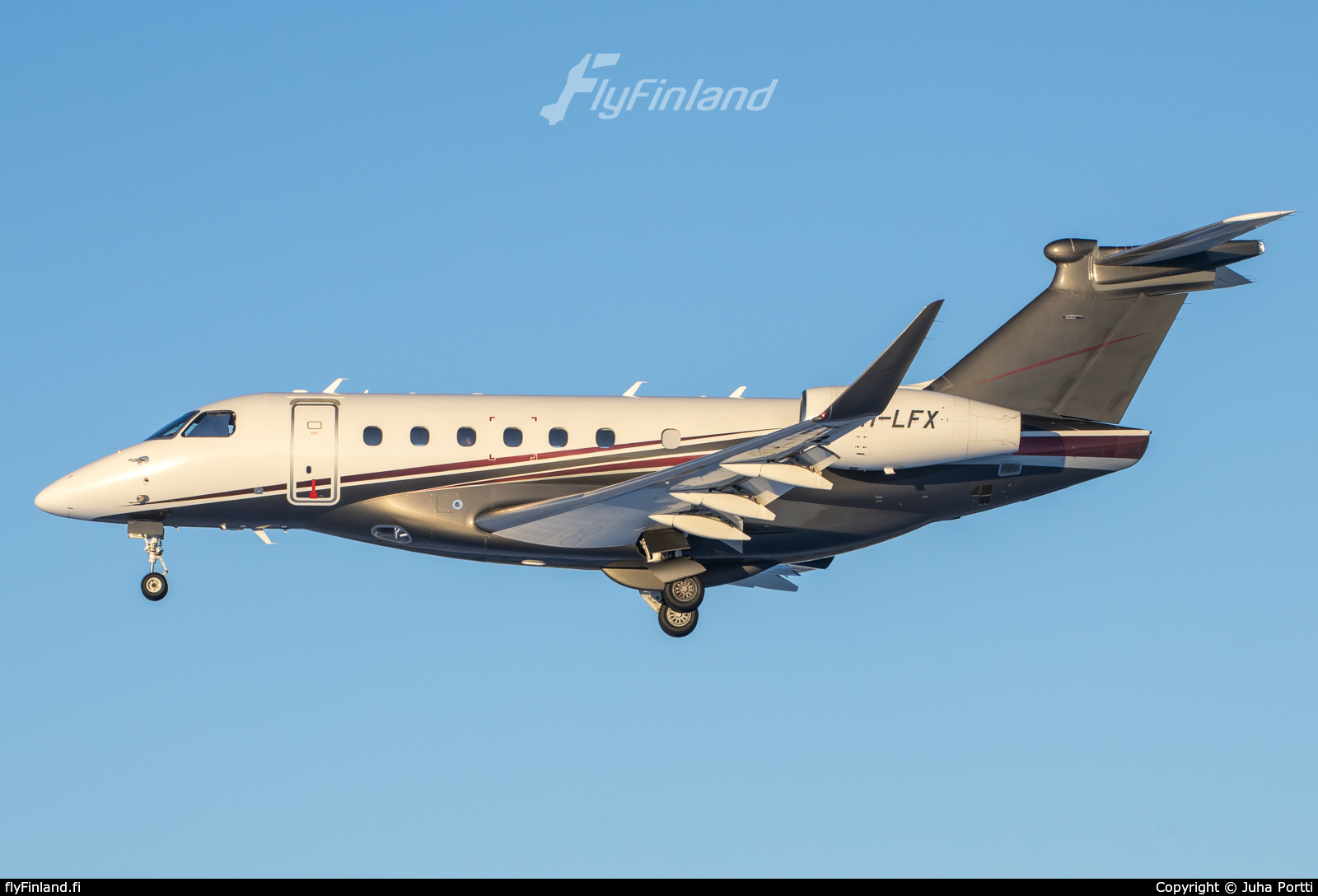 Ice Storm Brings Chișinău to a Standstill: Hundreds Injured, Infrastructure Exposed